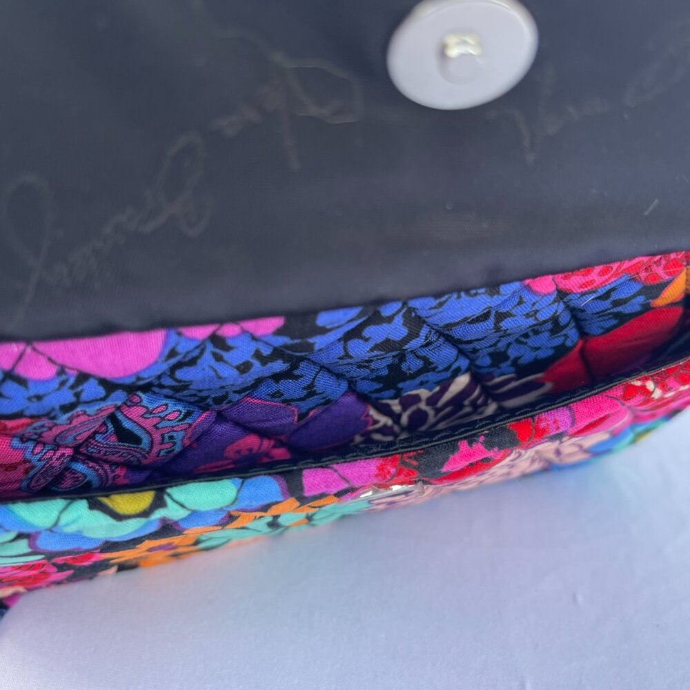 Vera Bradley's All in One Crossbody Bag Wristlet Wallet Floral Fiesta - Picture 7 of 8